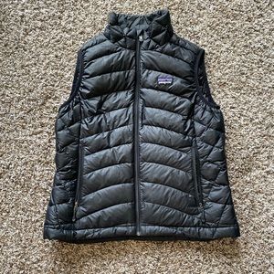 Patagonia Black Puffer Vest
